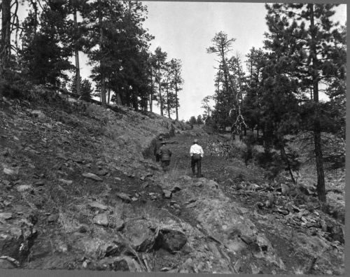 road work on the Ocean to Ocean Highway (1919)
